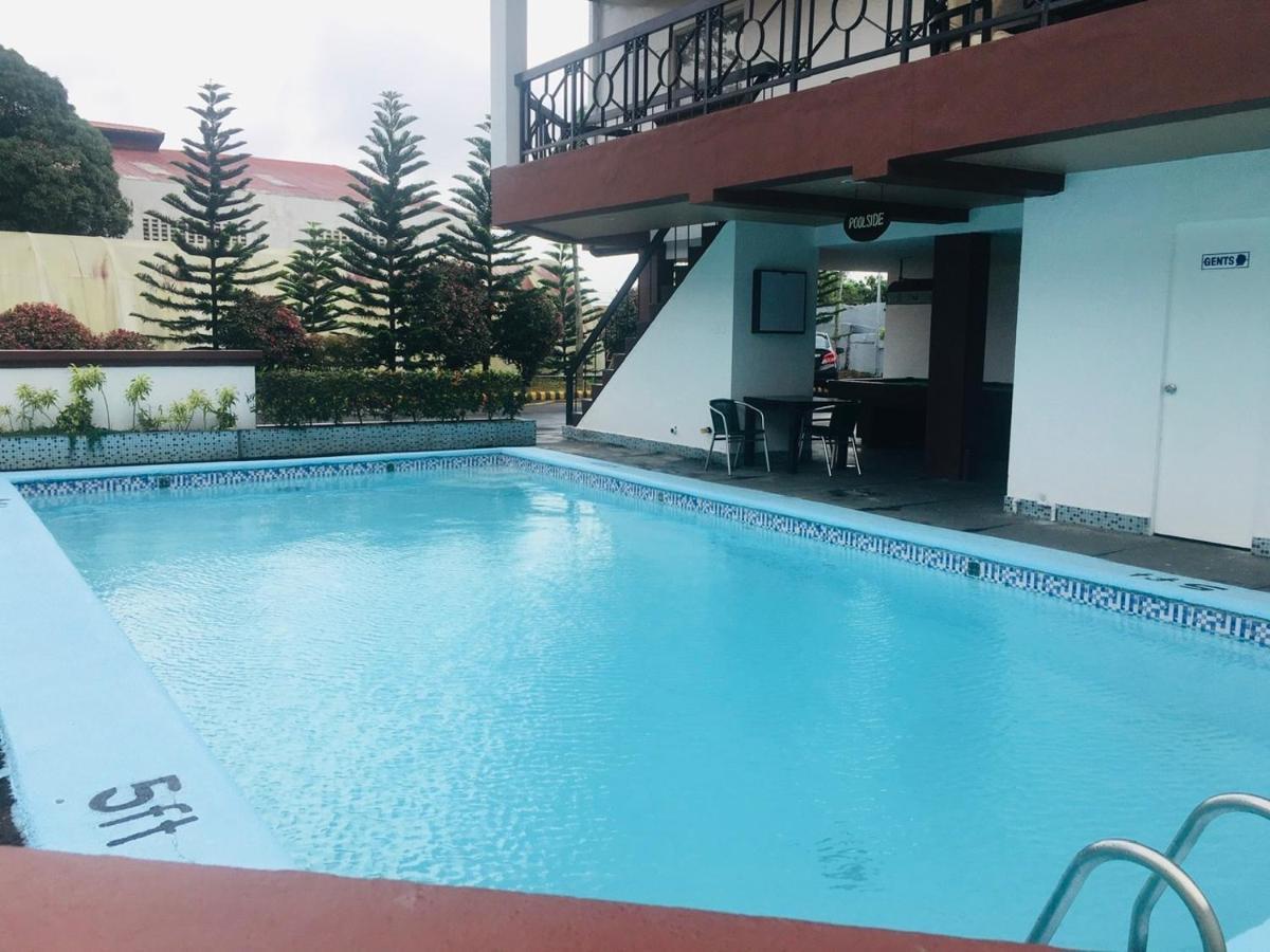 Amalfi718 Hotel Lipa City Екстериор снимка
